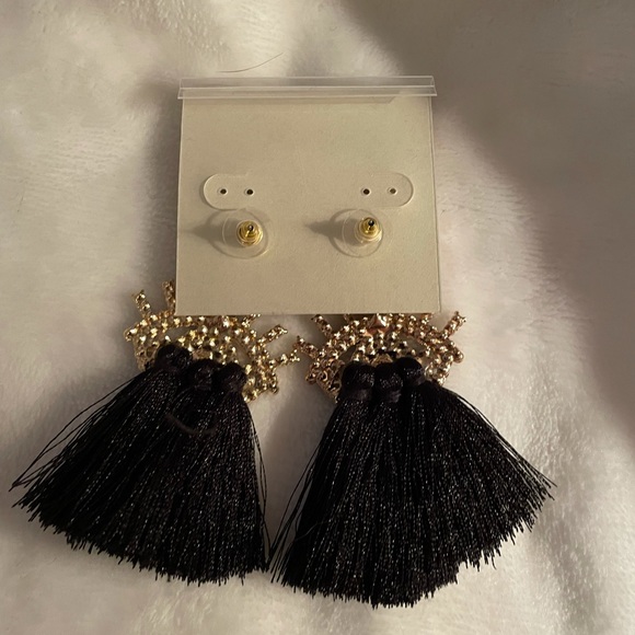 NWT Natasha Couture Jewelry Eye Earrings - Picture 2 of 3